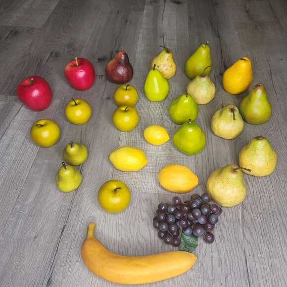Large Assortment Of Artificial Fruits Including Apples Pears Lemons & Grapes - Picture 2 of 16